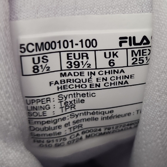 Women's 8.5 VULC 13 FILA New in Box Triple White - Picture 2 of 3